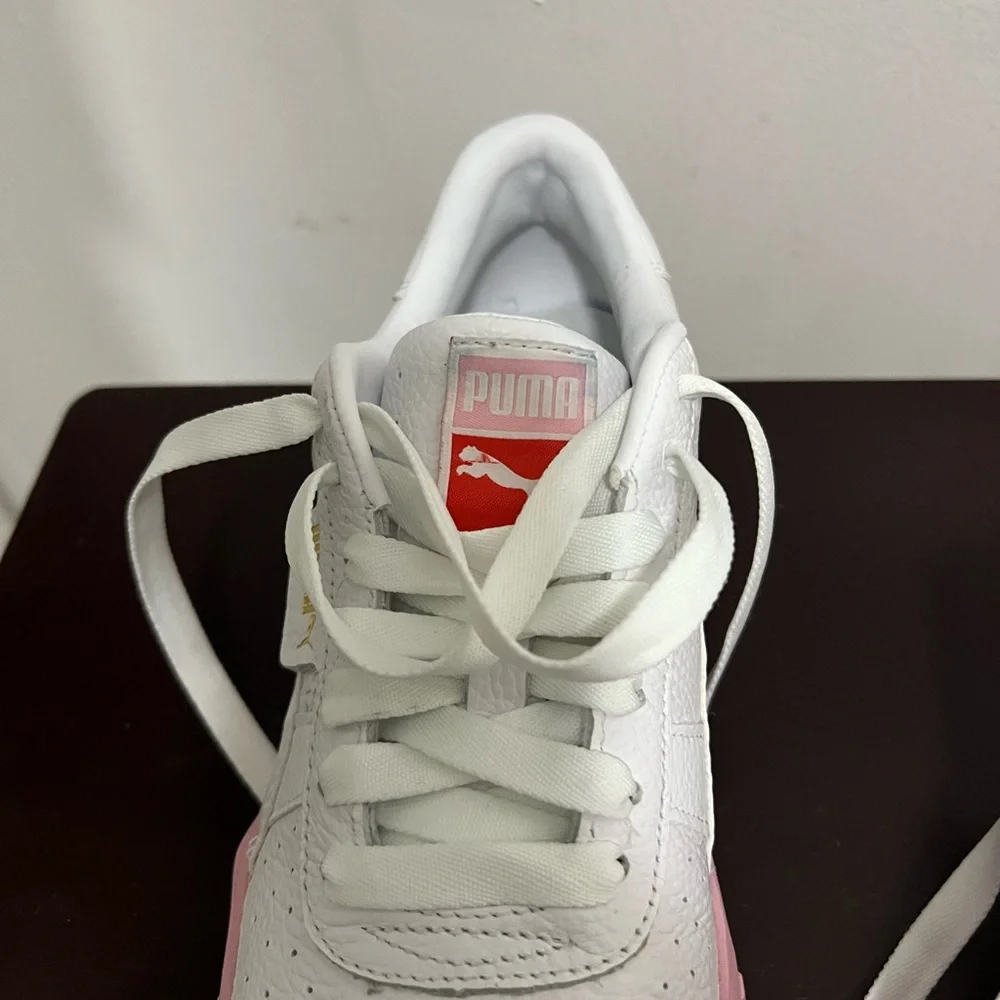 Women’s Puma - Picture 9 of 10